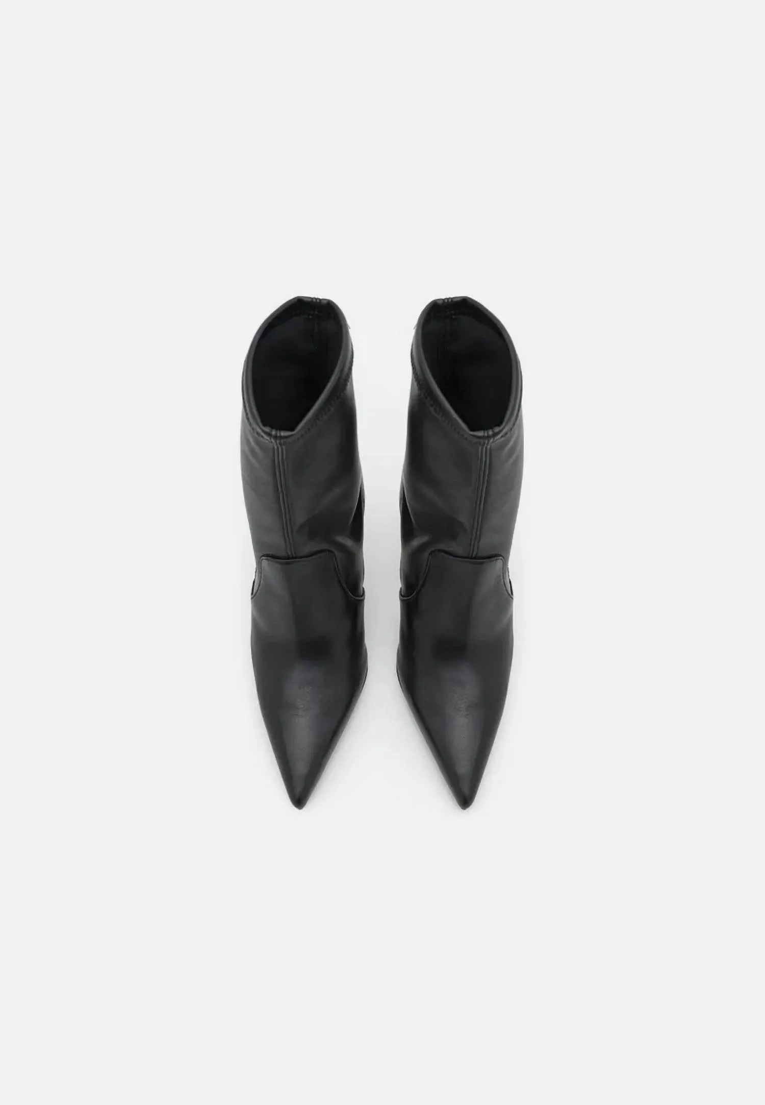 Asper Leather Ankle Boots In Black