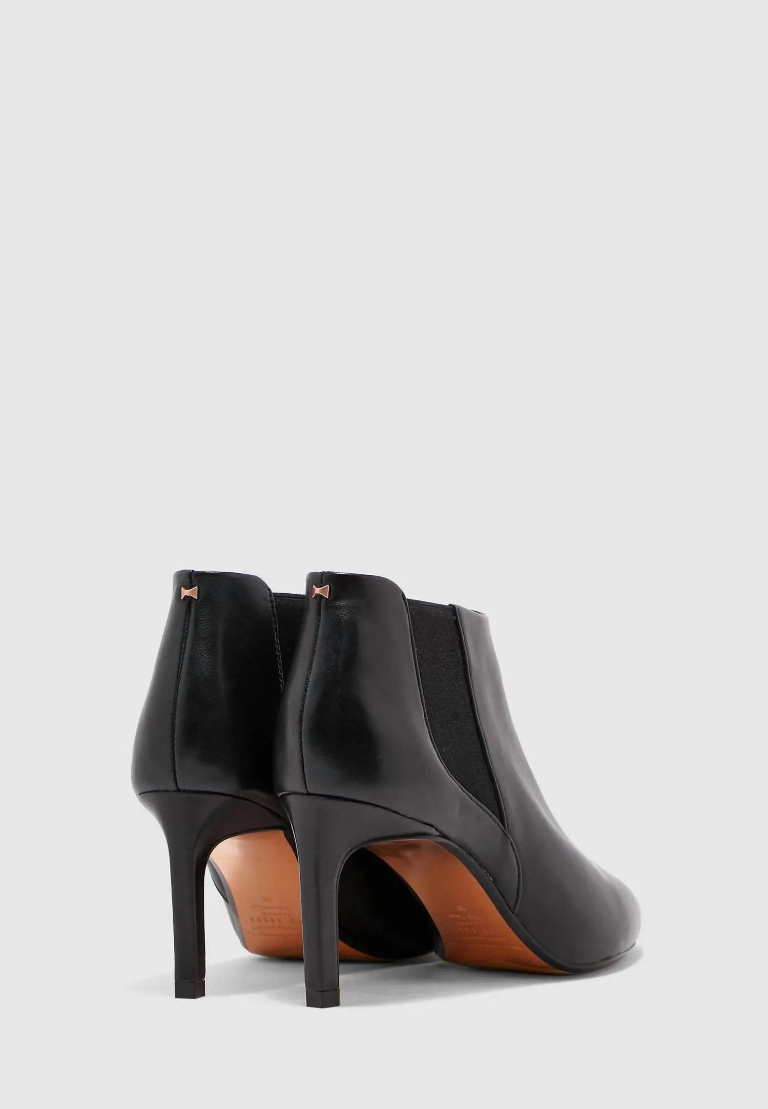 Beriinl Ankle Boot In Black
