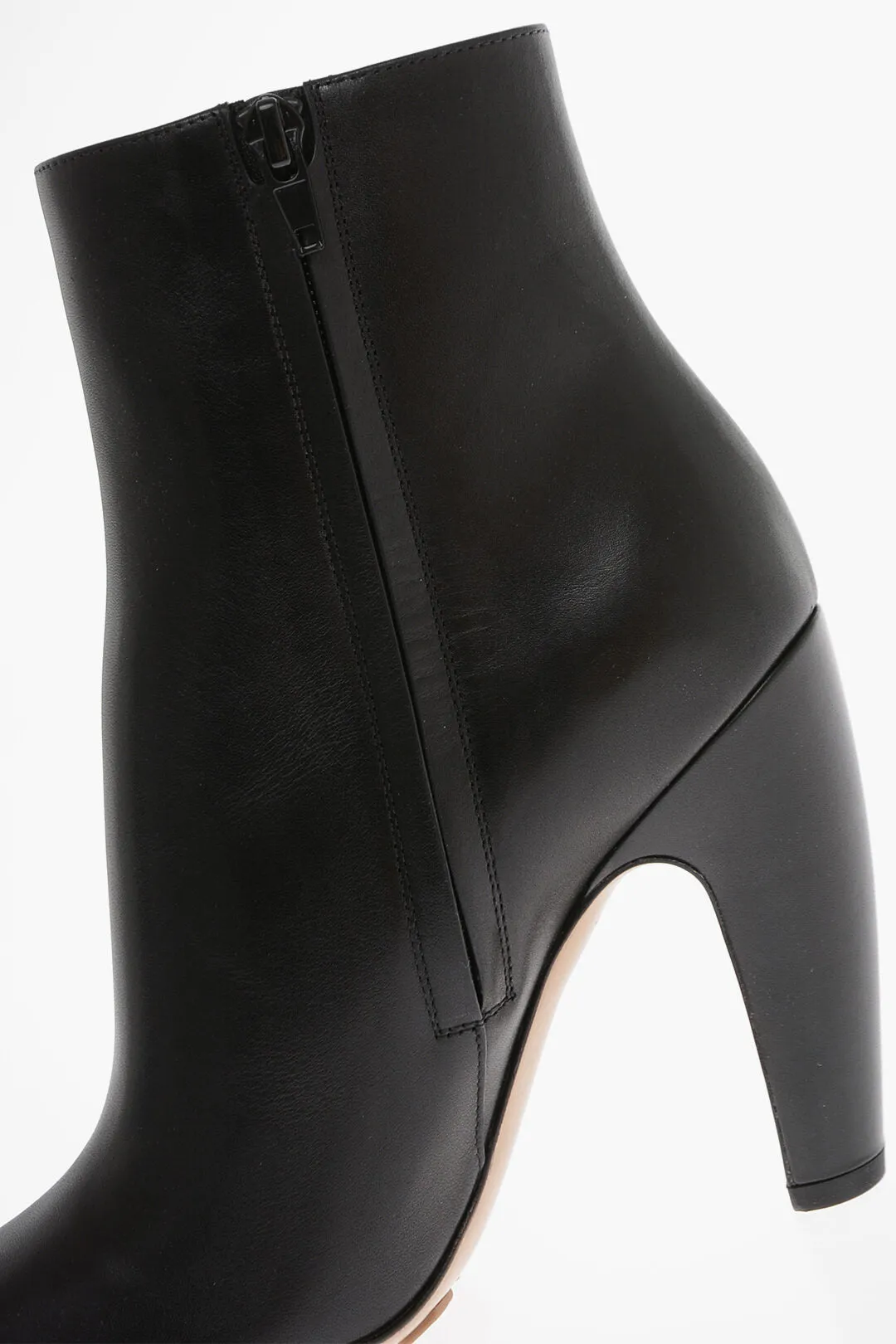 Bottega Veneta Leather Pompei Booties With Inner Zip 11Cm