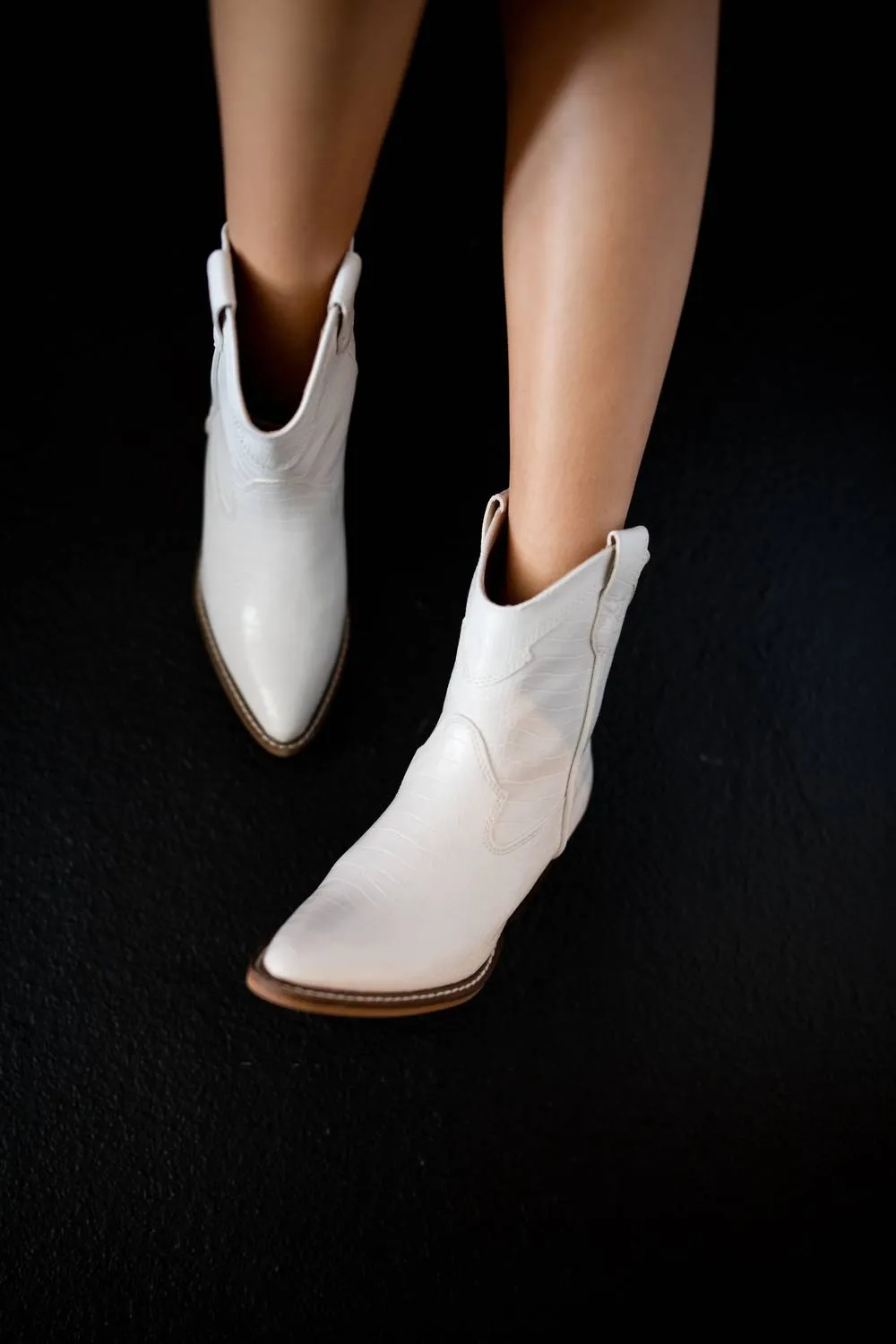 Dulcie Boot In White