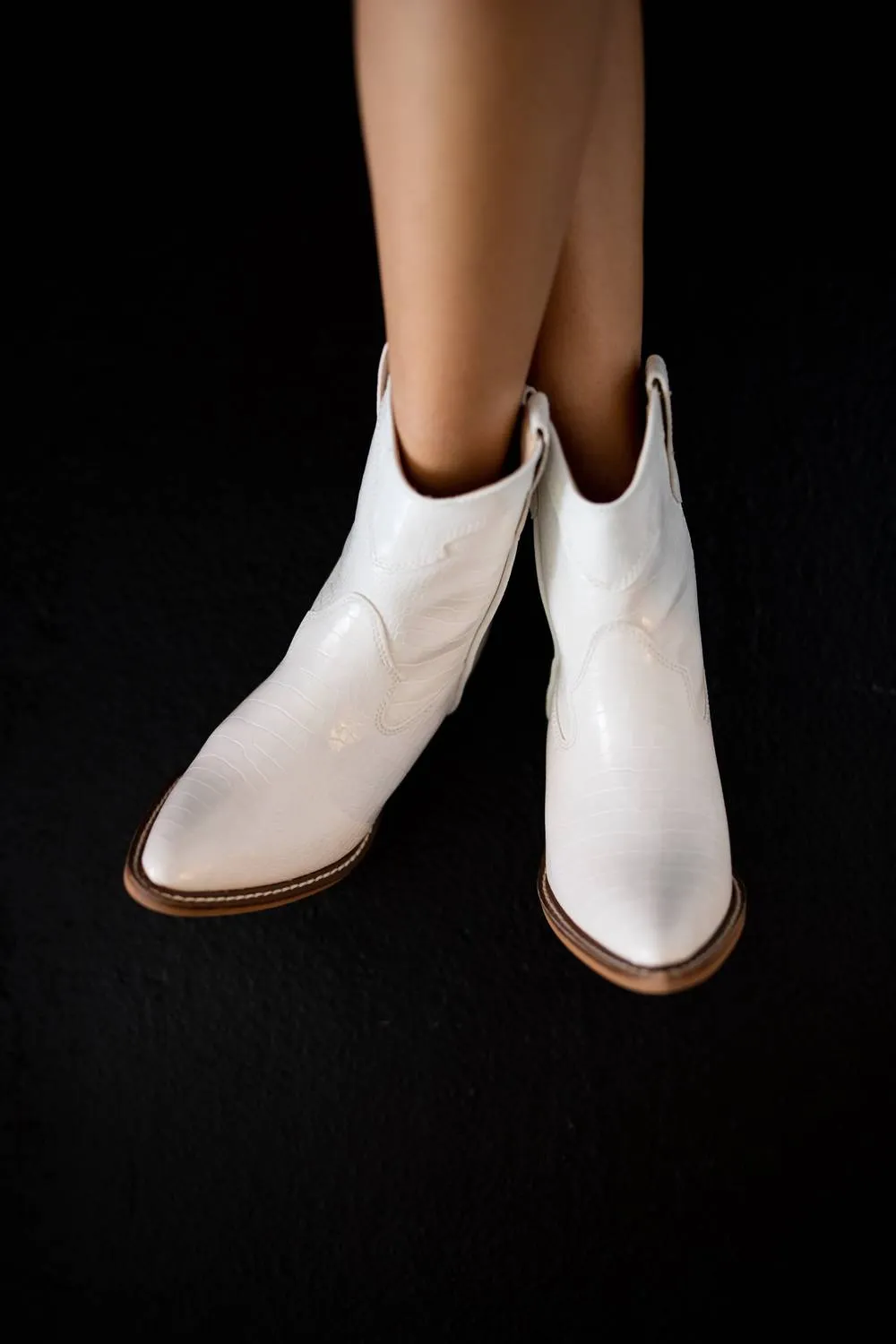 Dulcie Boot In White