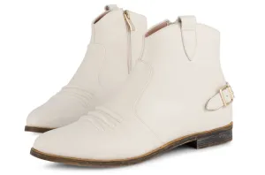 Essee Bootie In Ivory Leather