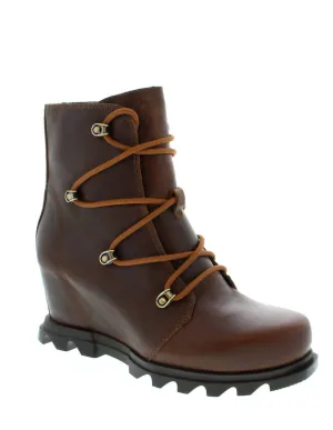 Joan Of Artctic Wedge Iii Lace Boots In Hazelnut