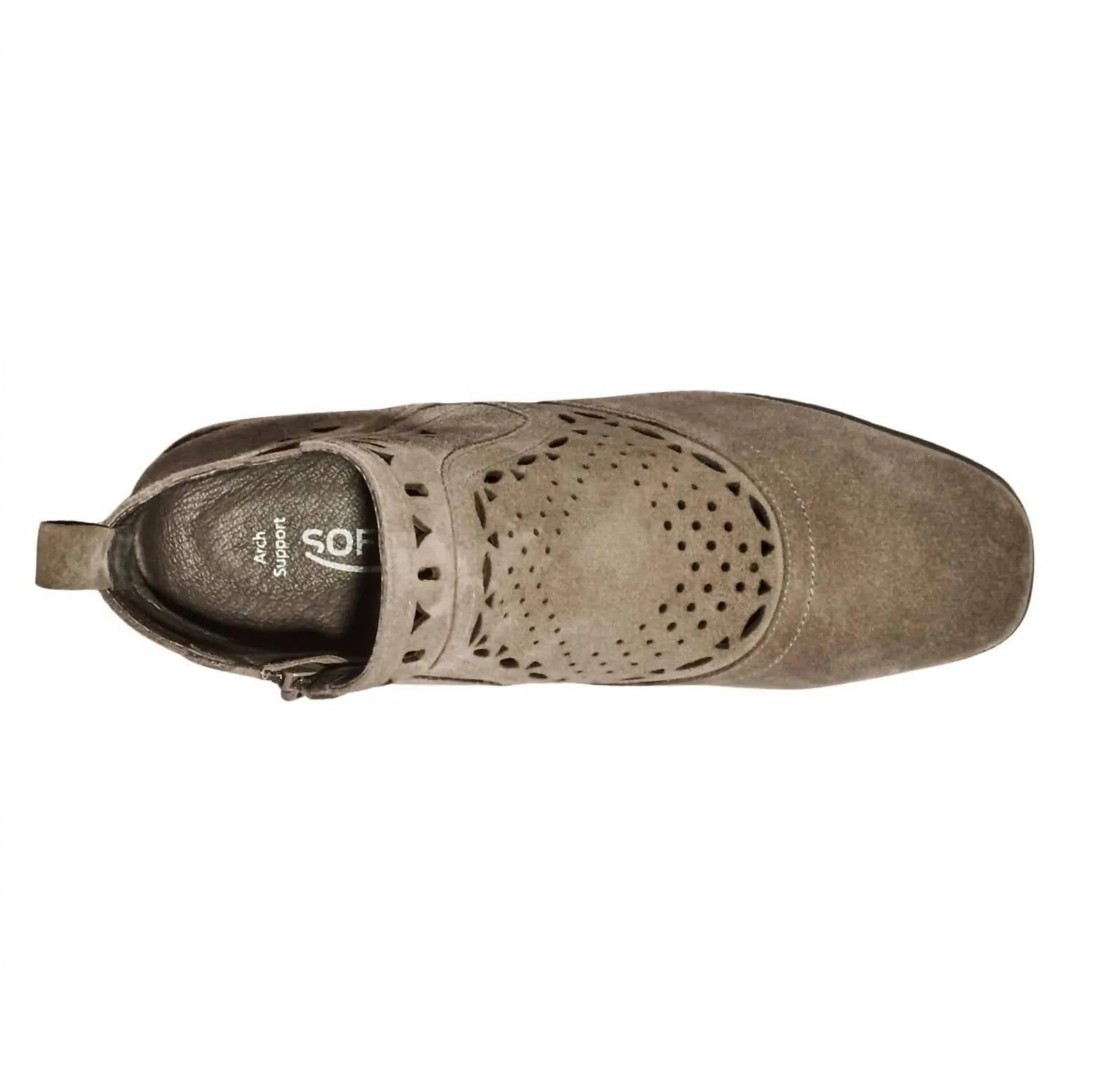 Kandra Boots In Taupe