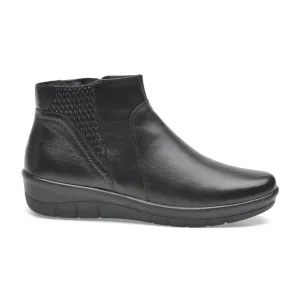Lambskin Dora Boots In Black