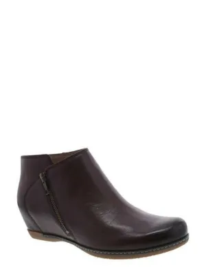 Leyla Ankle Boot In Wine