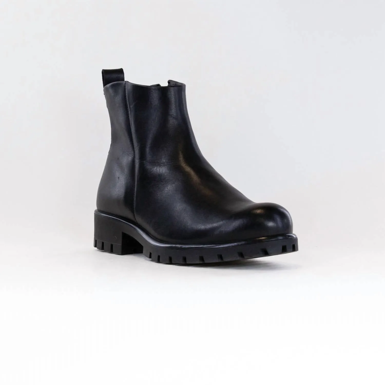 Modtray Ankle Boot In Black