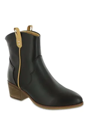 Nario Boot In Black/nude