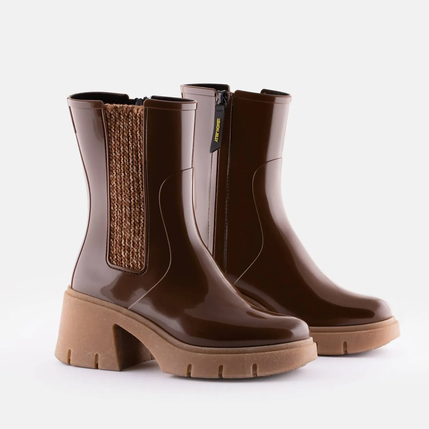 Noemi Boots In Chocolate