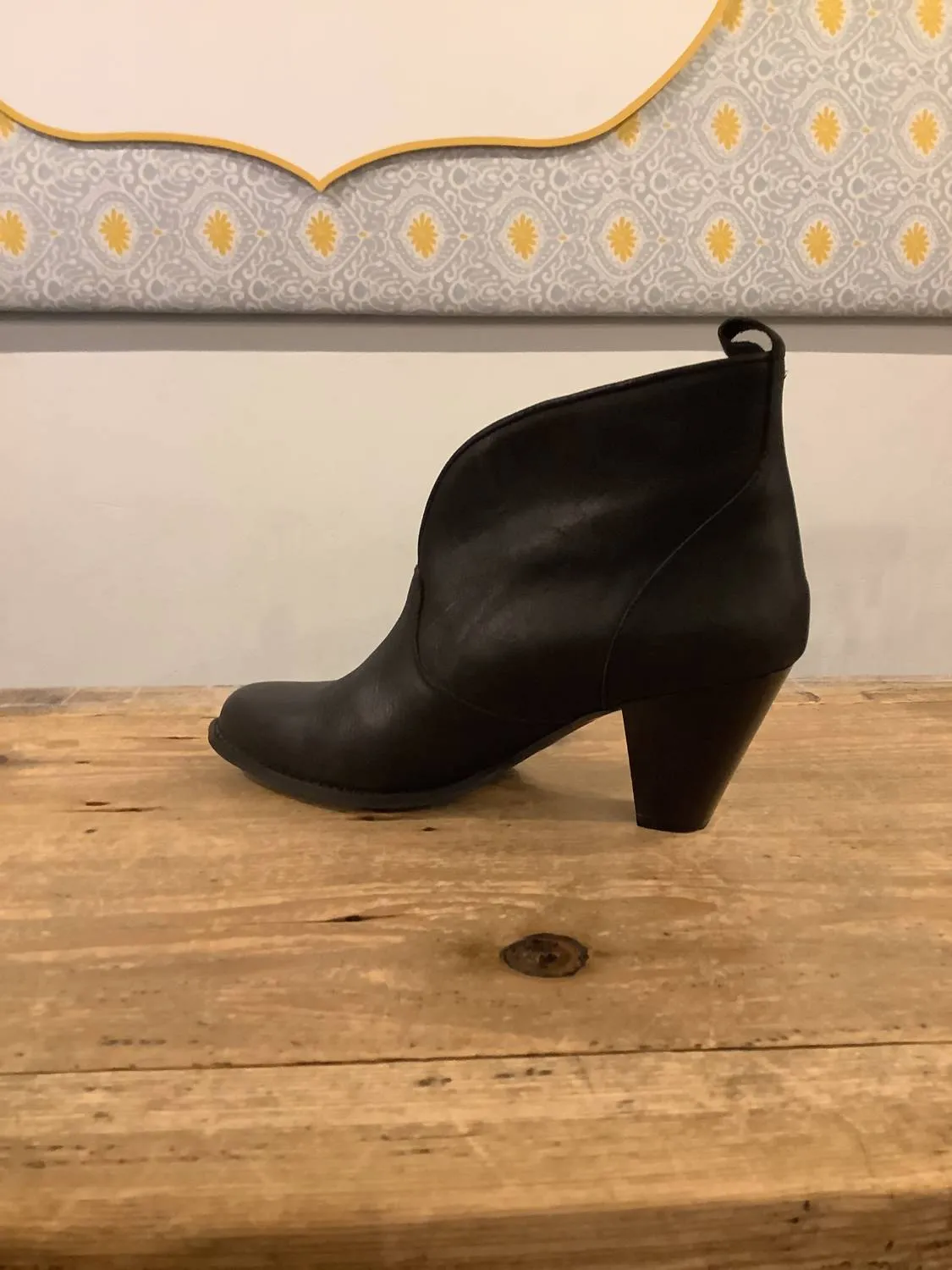 Pam Leather Pull On Ankle Boot In Black