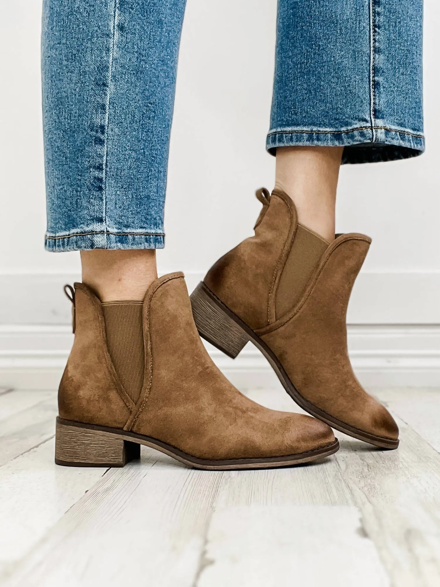 Pierre Dumas Jasper Bootie In Taupe