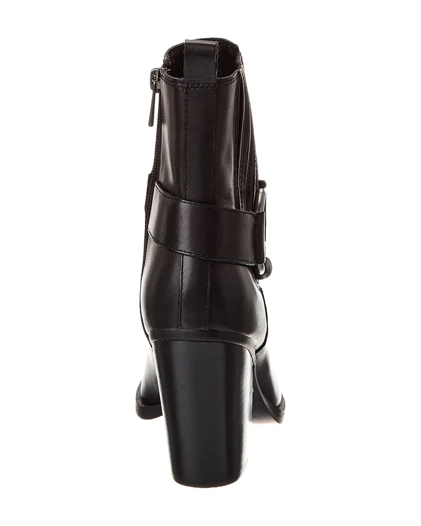 Steve Madden Lakelynn Leather Boot