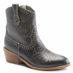 Women Galop Booties In Black
