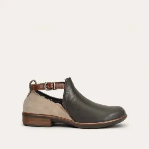 Women Kamsin Shoes In Jet Black/stone/luggage