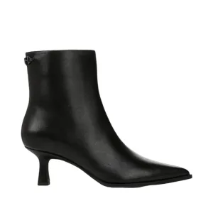 Women Yuki Kitten Heel Bootie In Black