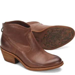 Women's Aisley Bootie In Caffe