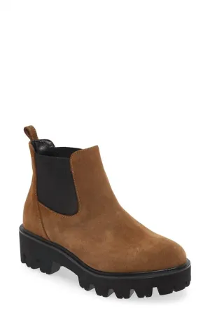 Women's Alicia Lug Chelsea Boot In Camoscio Cola