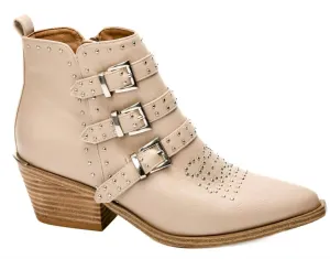 Women's Amazing Bootie In Sand