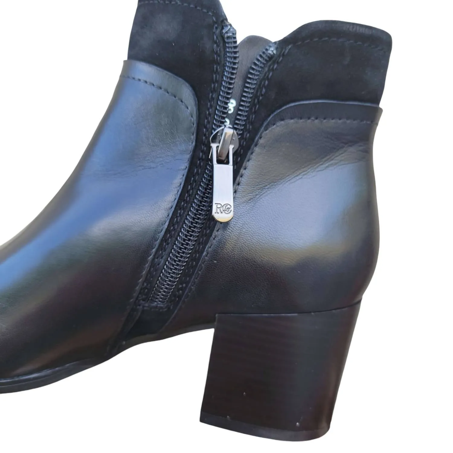 Women's Ankle Boots In Black