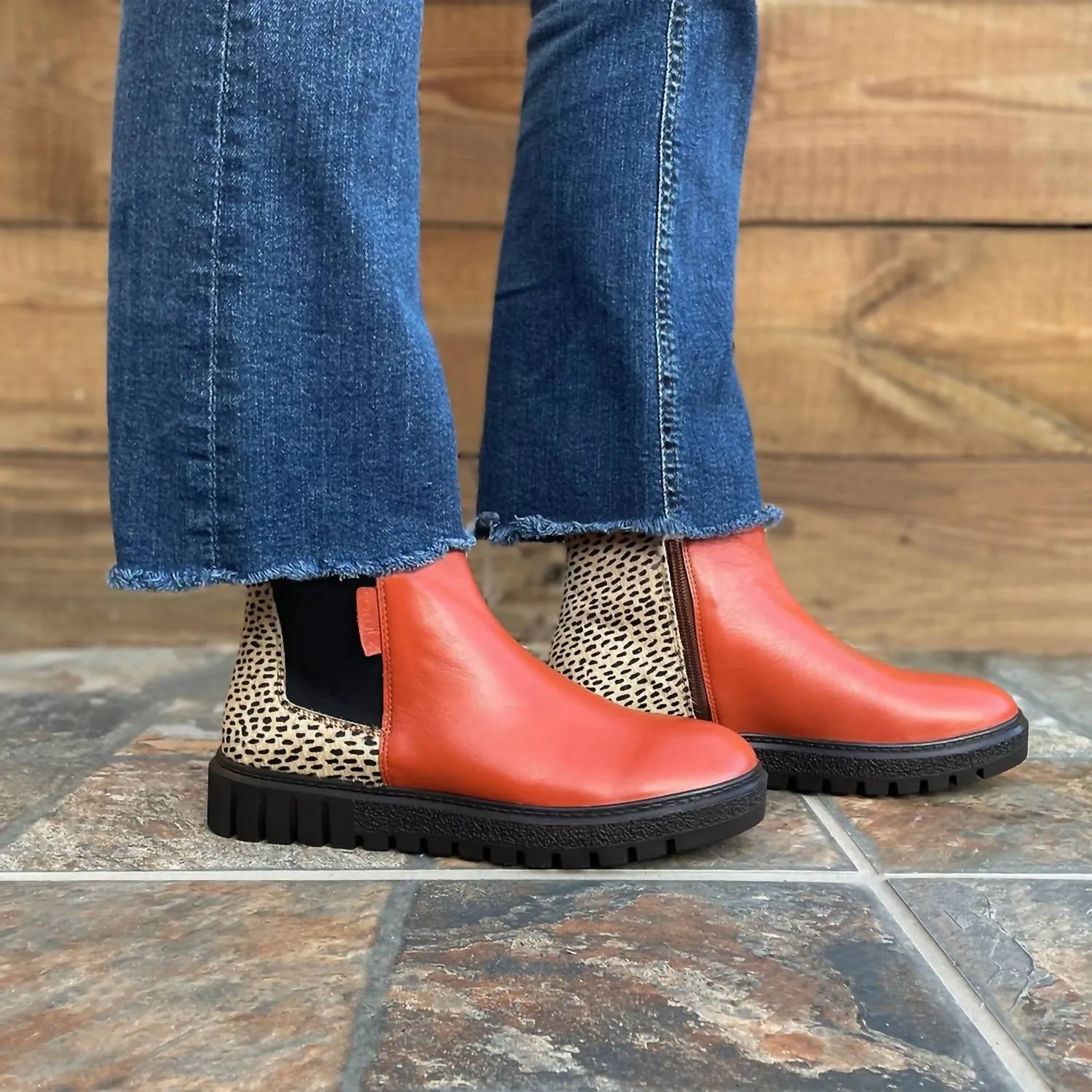 Women's Ankle Leather Boot With Animal Print In Orange/multi