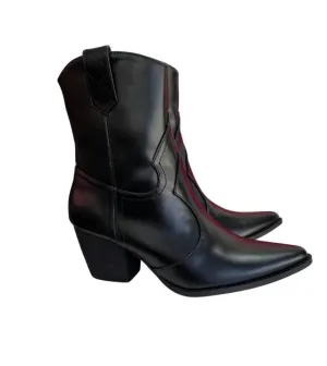 Women's Bambi Boots In Black