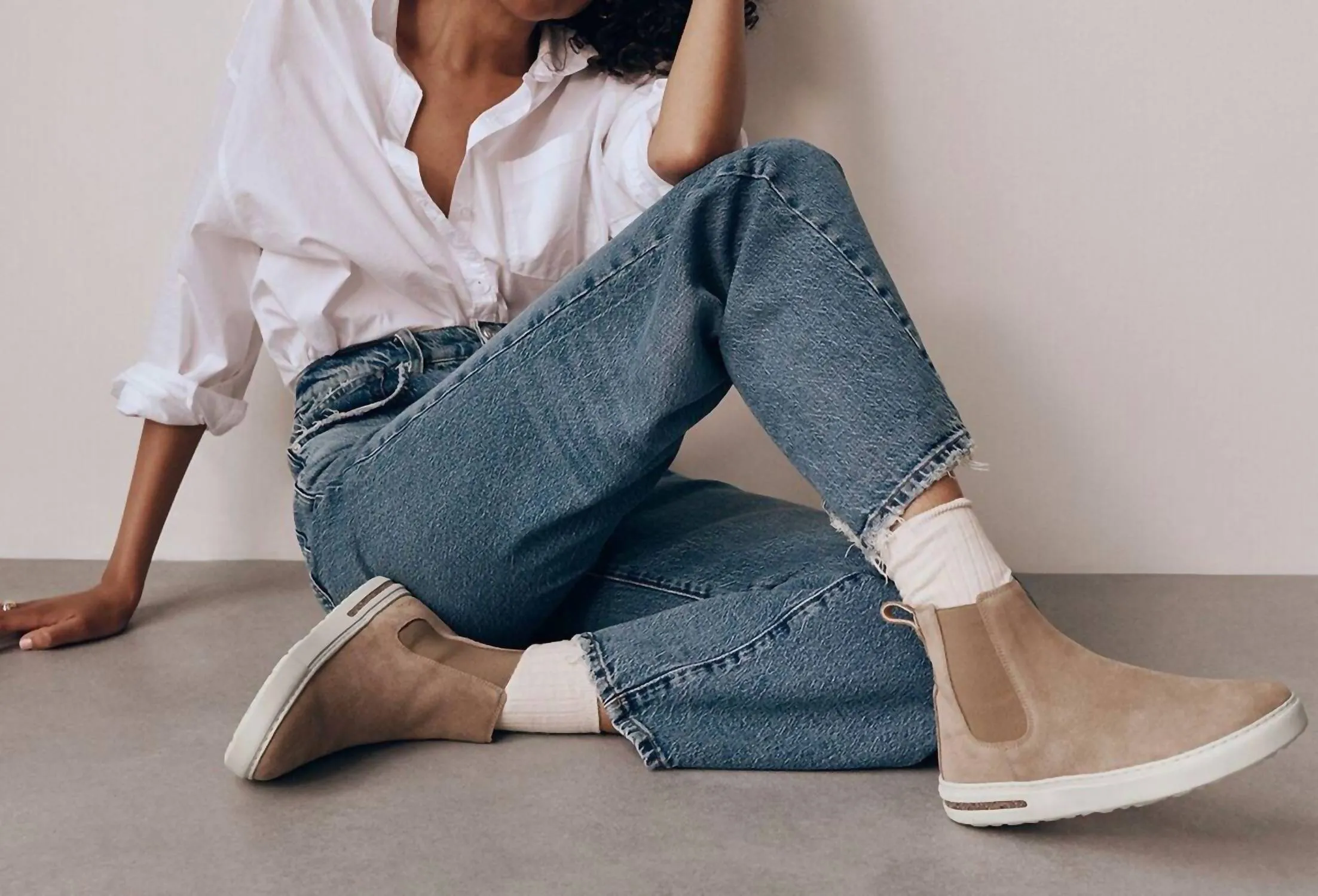 Women's Bend Chelsea Boot In Taupe Suede