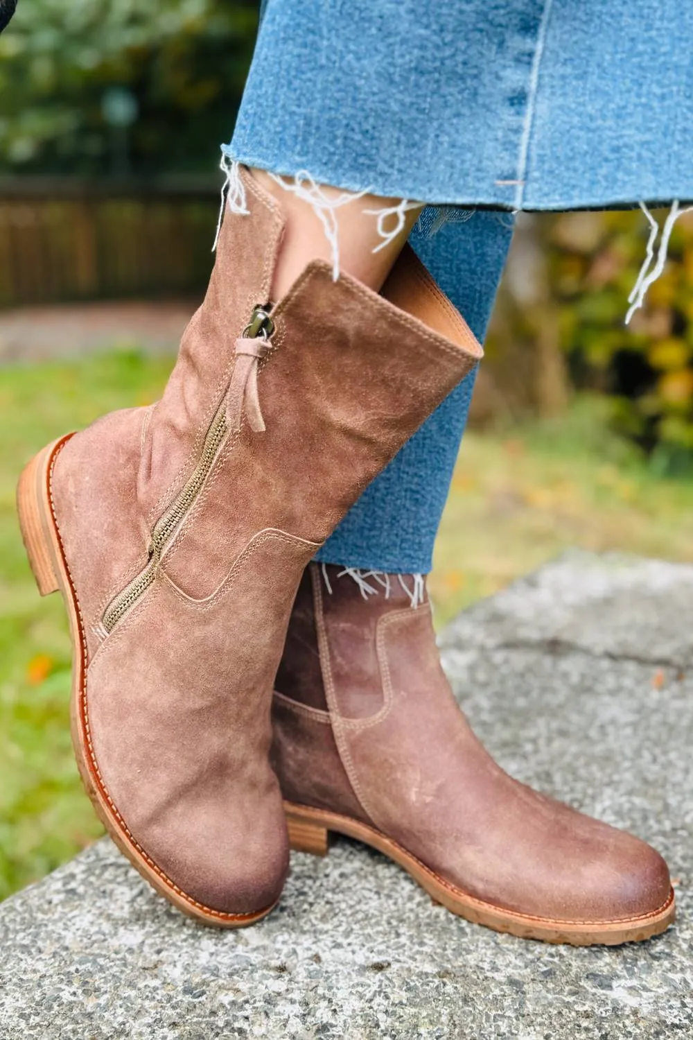 Women's Betty Boot In Brown