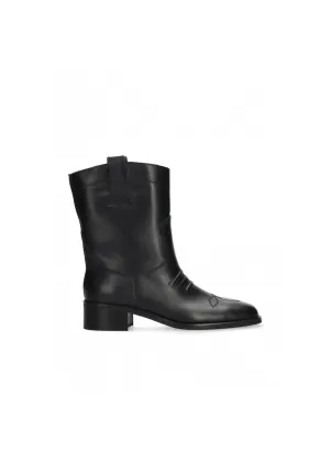 Women's Briana Ankle Boot In Black
