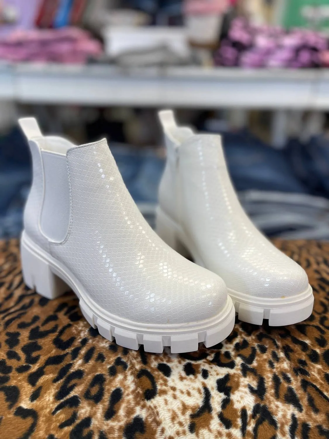 Women's Camden Classic Bootie In White