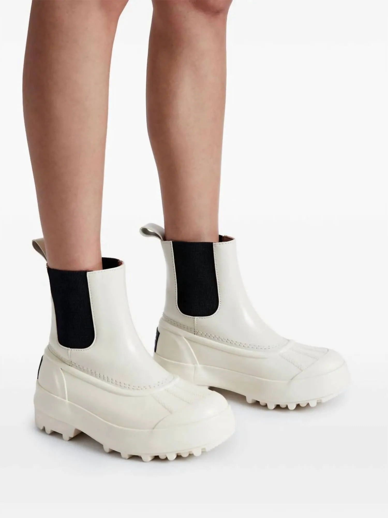 Women's Caribou Chelsea Boots In Chalk/black