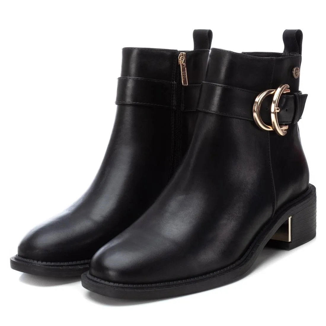 Women's Casual Booties By XTI