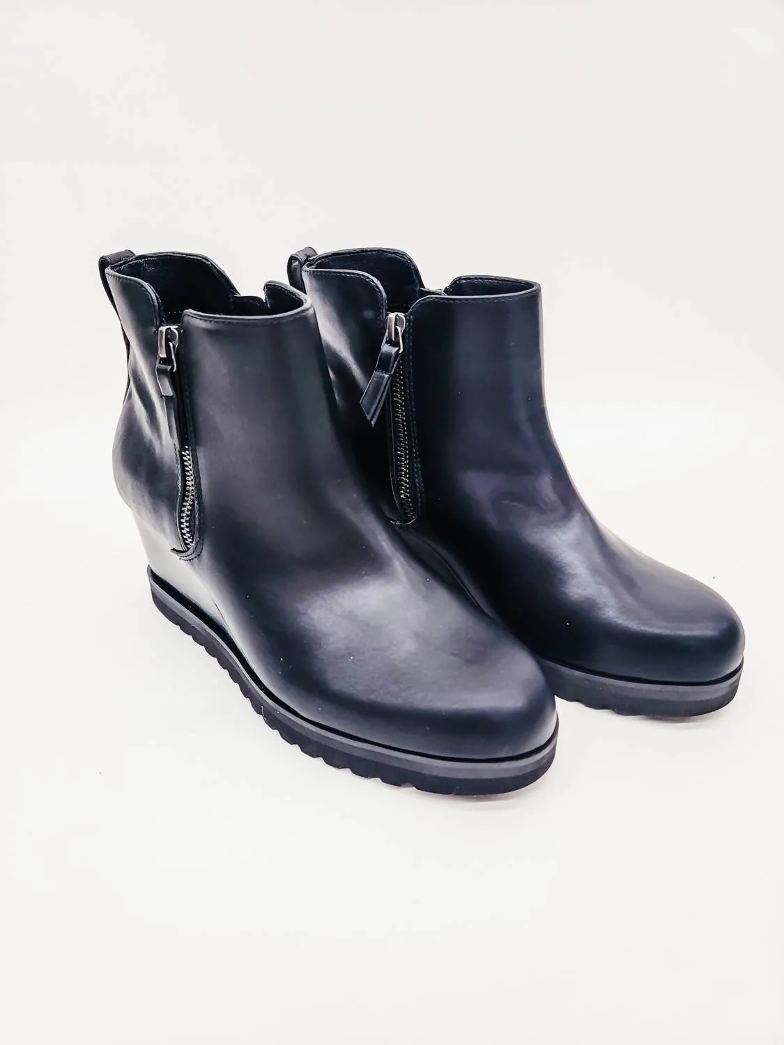 Women's Chandy Wedge Boot In Black