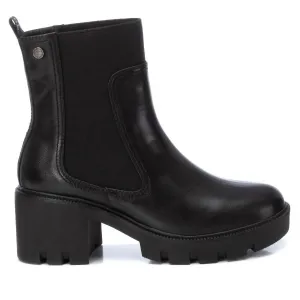 Women's Chelsea Booties In Black