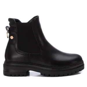Women's Chelsea Booties In Black