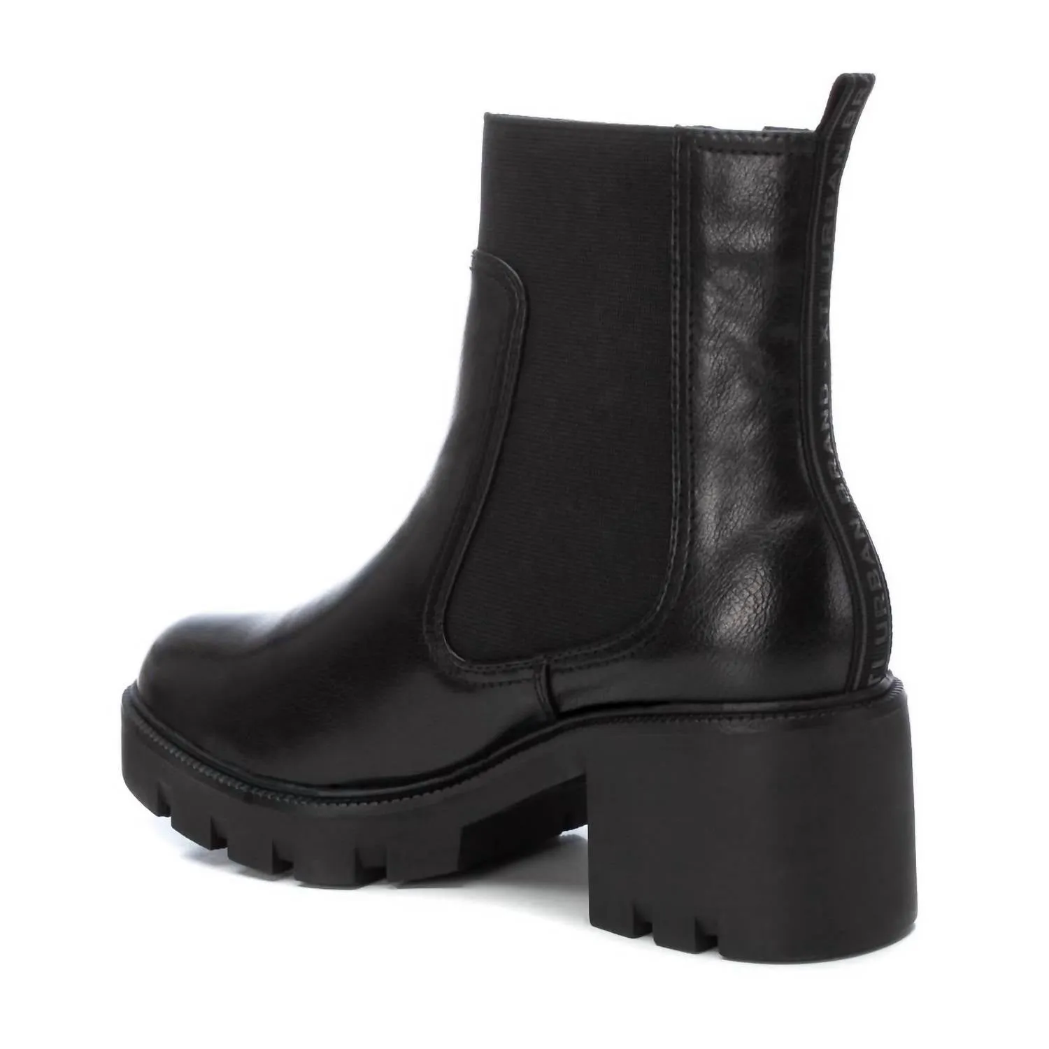 Women's Chelsea Booties In Black