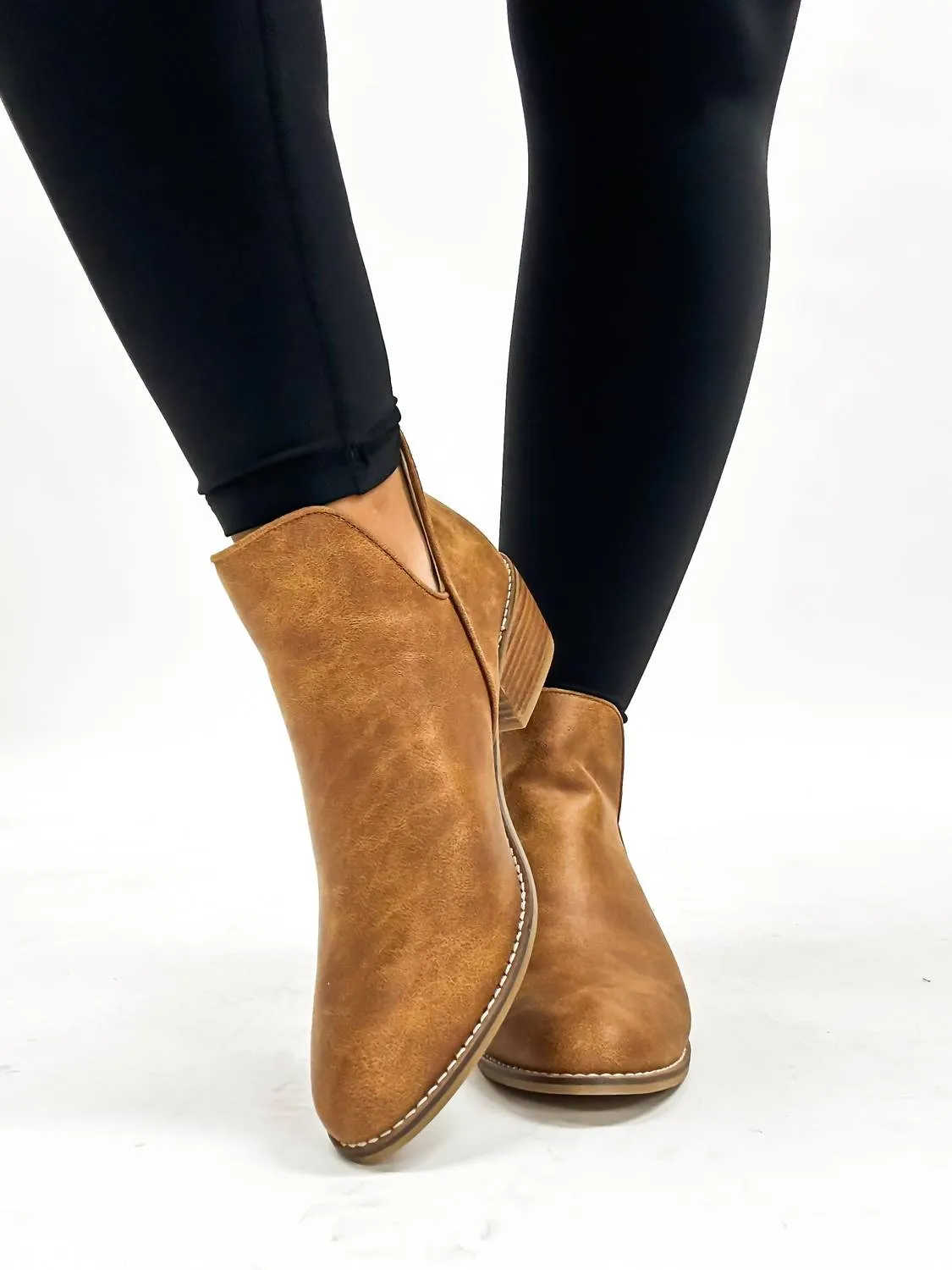 Women's Cognac Vanish Boots In Brown