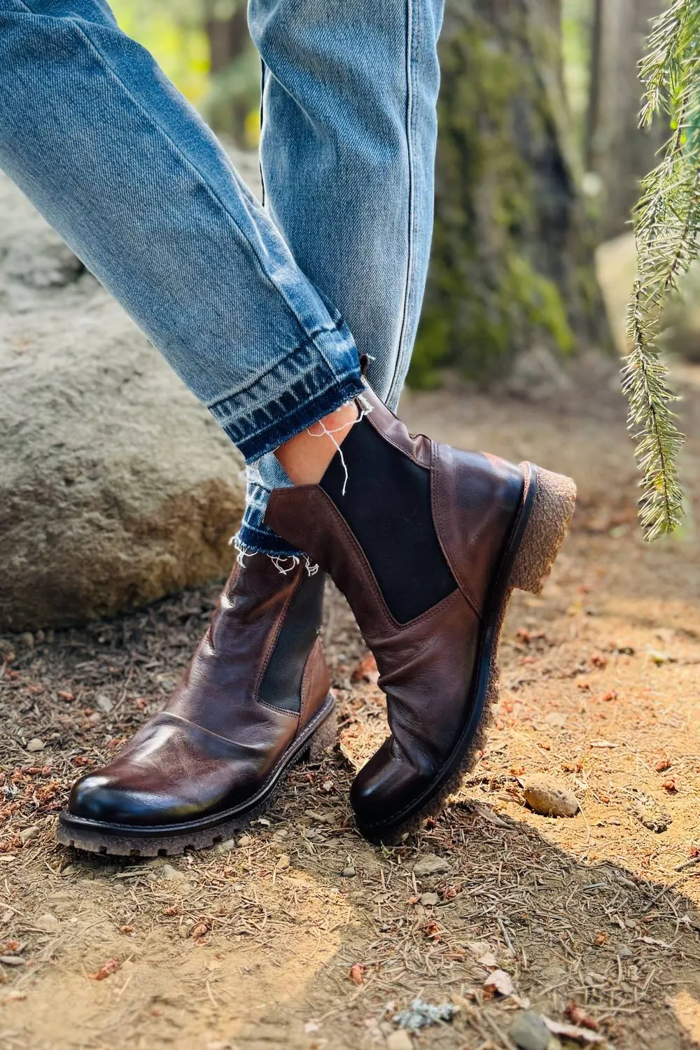 Women's Cruz Boot In Brown