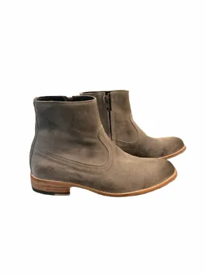 Women's Dakota Suede Leather Engraved Ankle Boot In Grey