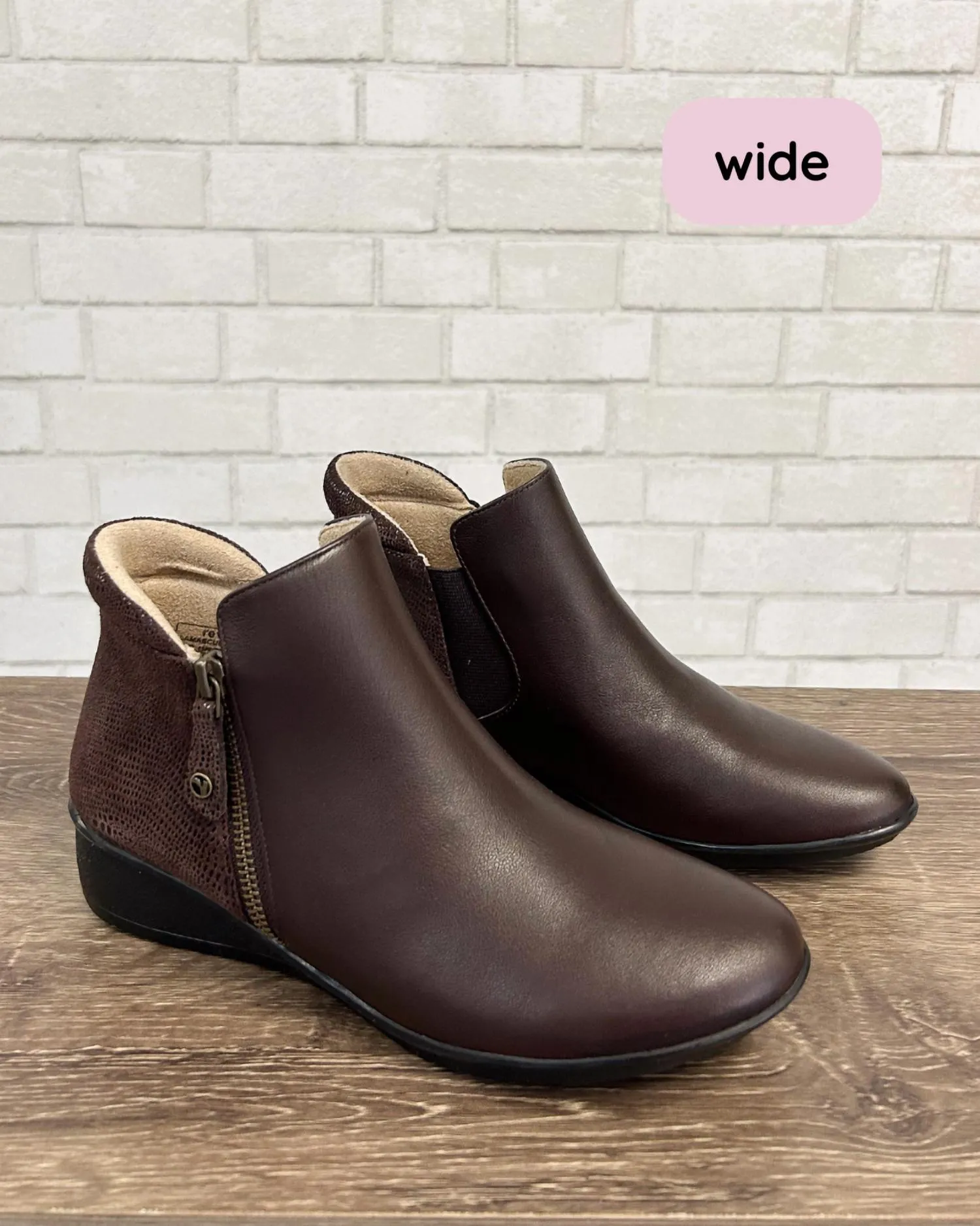 Women's Damascus Bootie In Brown
