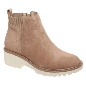 Women's Danielle Ankle Boots In Taupe