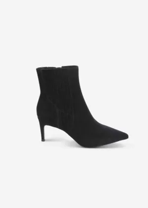 Women's Dearan Bootie In Black Suede