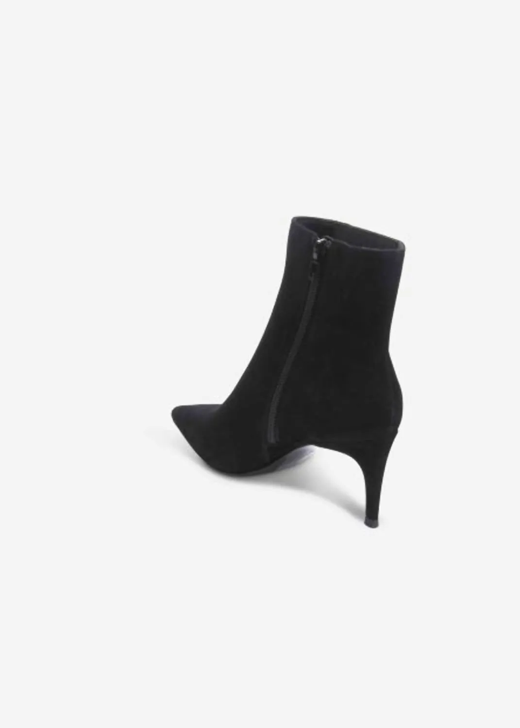 Women's Dearan Bootie In Black Suede