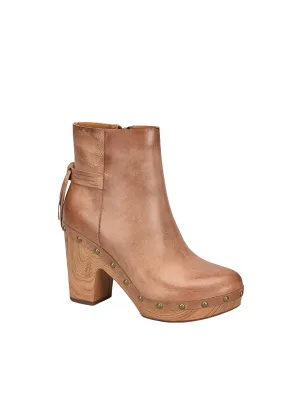 Women's Dianna Boots In Brown