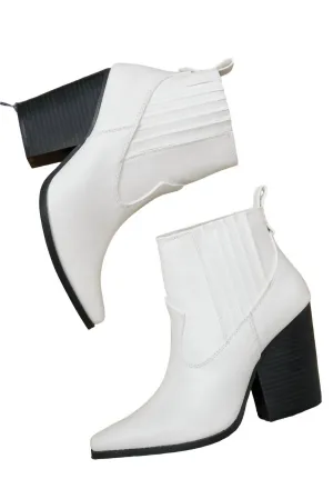 Women's Easy As That Ankle Boots In White