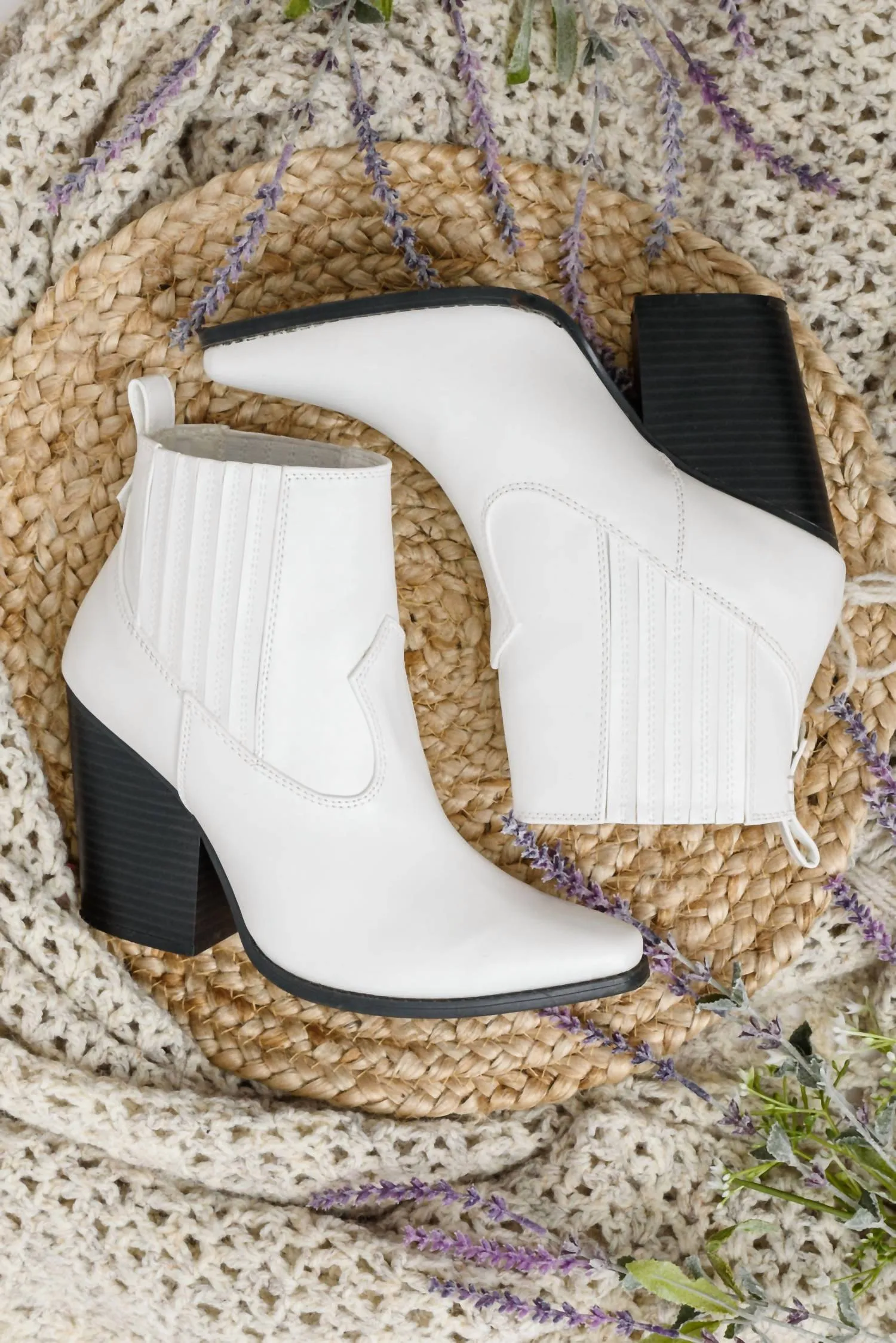 Women's Easy As That Ankle Boots In White