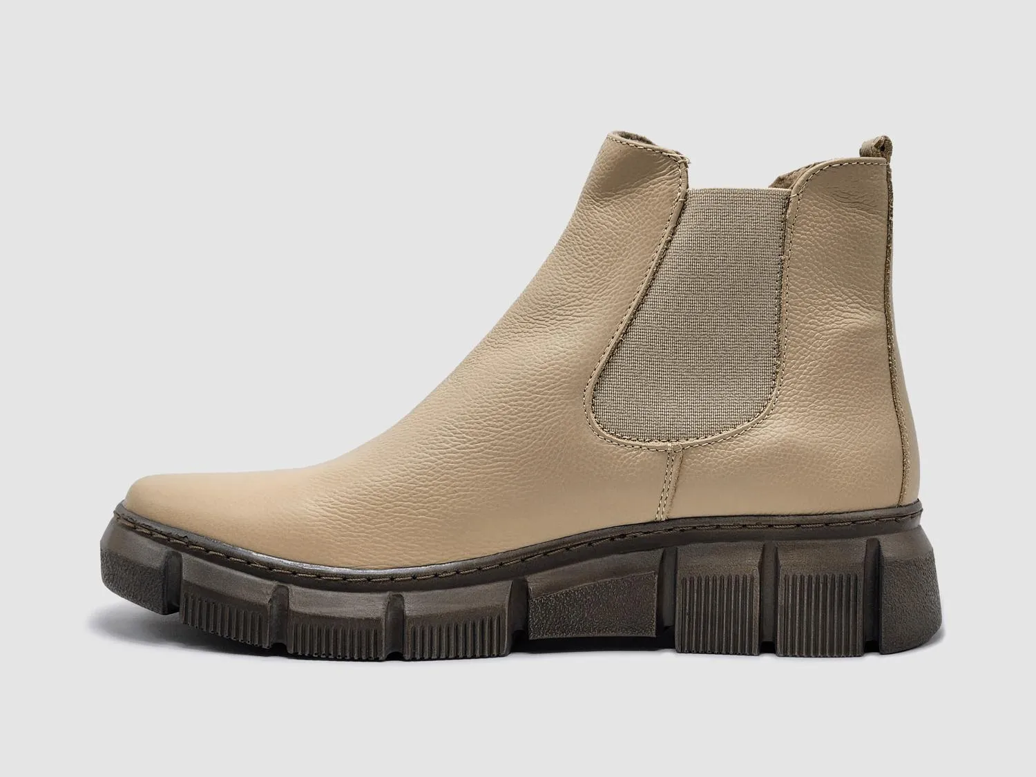 Women's Echo Fleece-Lined Leather Boots In Beige