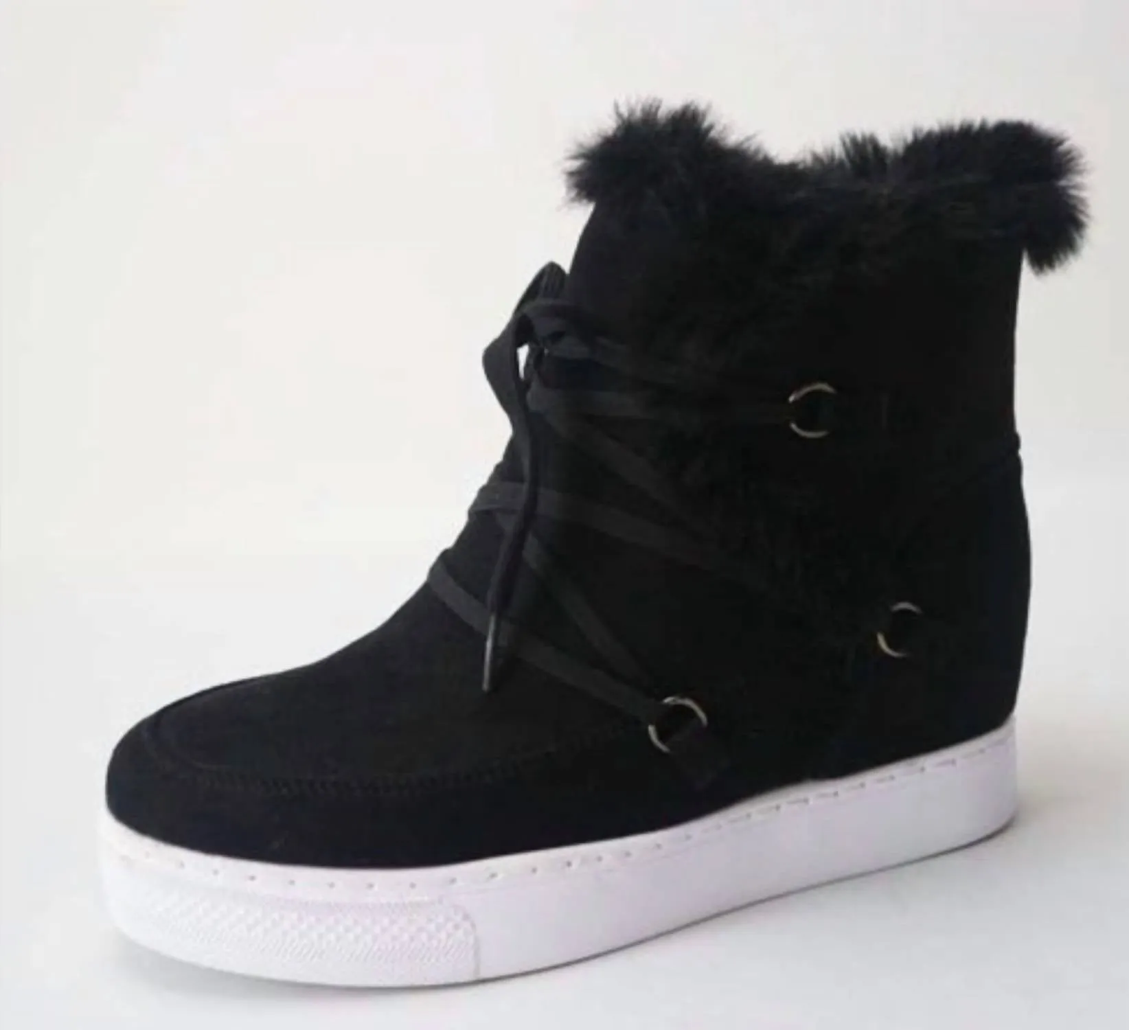 Women's Eskimo Kiss Booties In Black