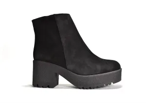 Women's Finley Ankle Boot In Black Suede