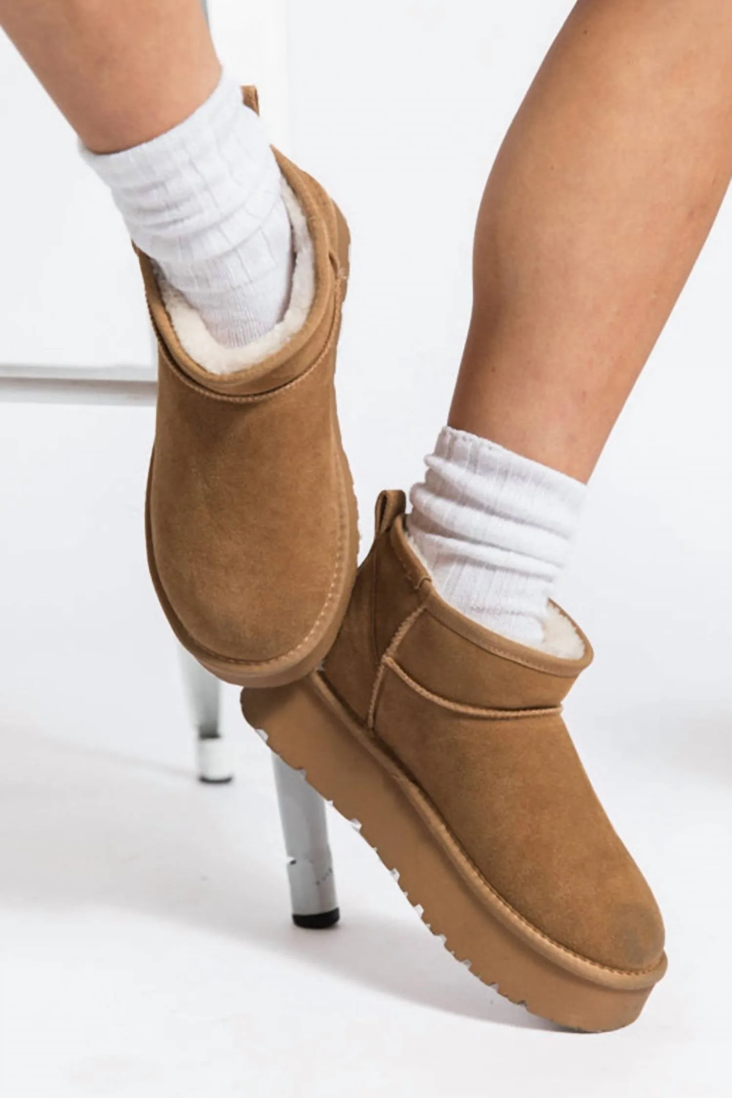 Women's Georgia Platform Mini Boot In Chestnut