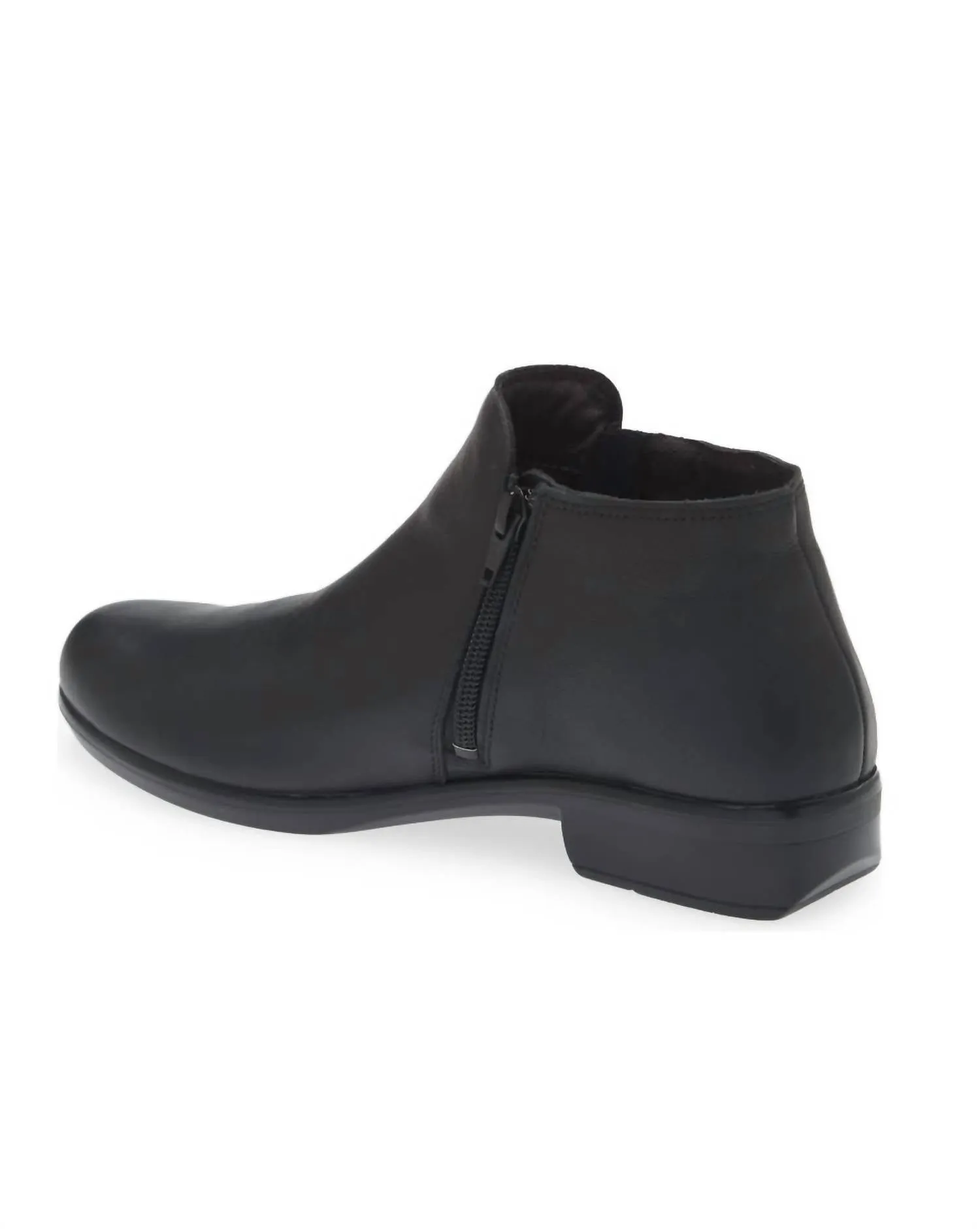 Women's Helm Boot In Black